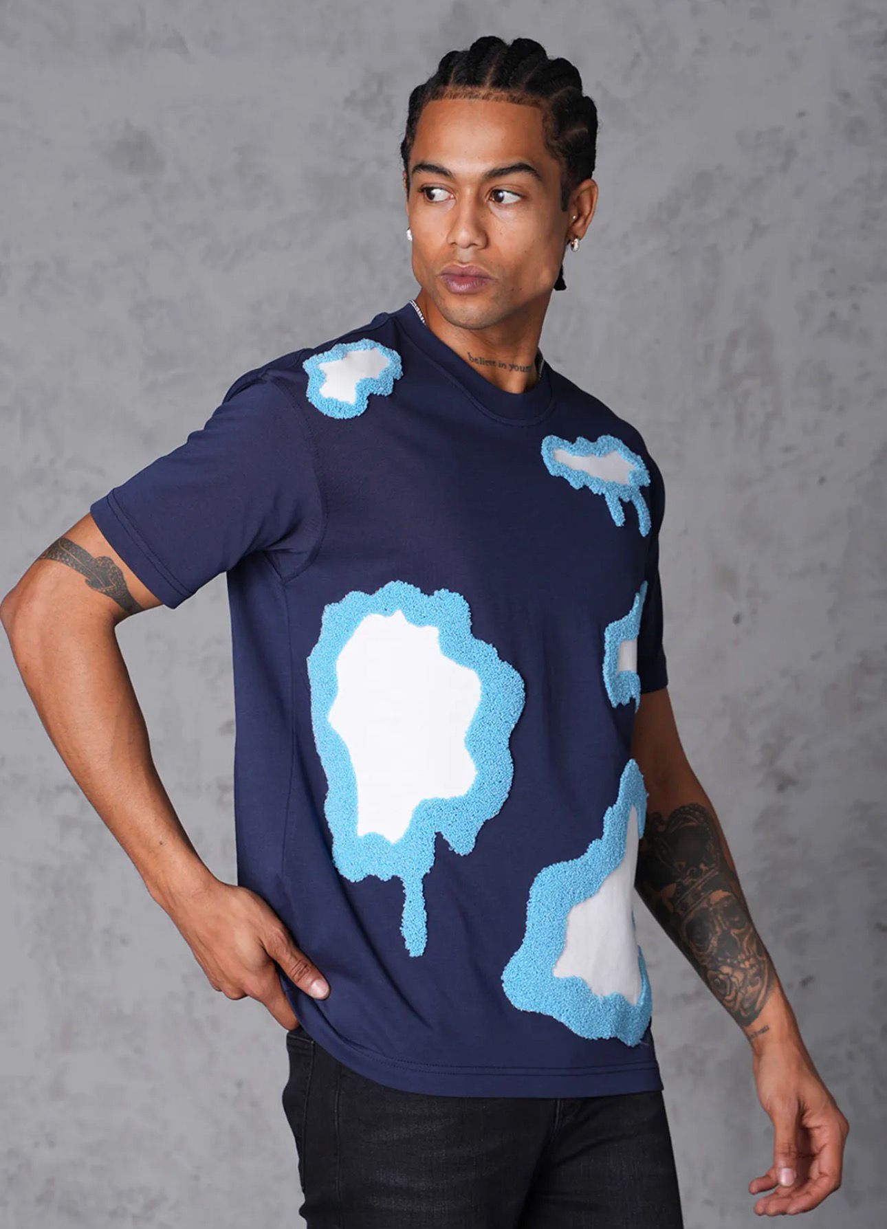 Tee - Shirt Nuages Brodés - BLVCKSTORE